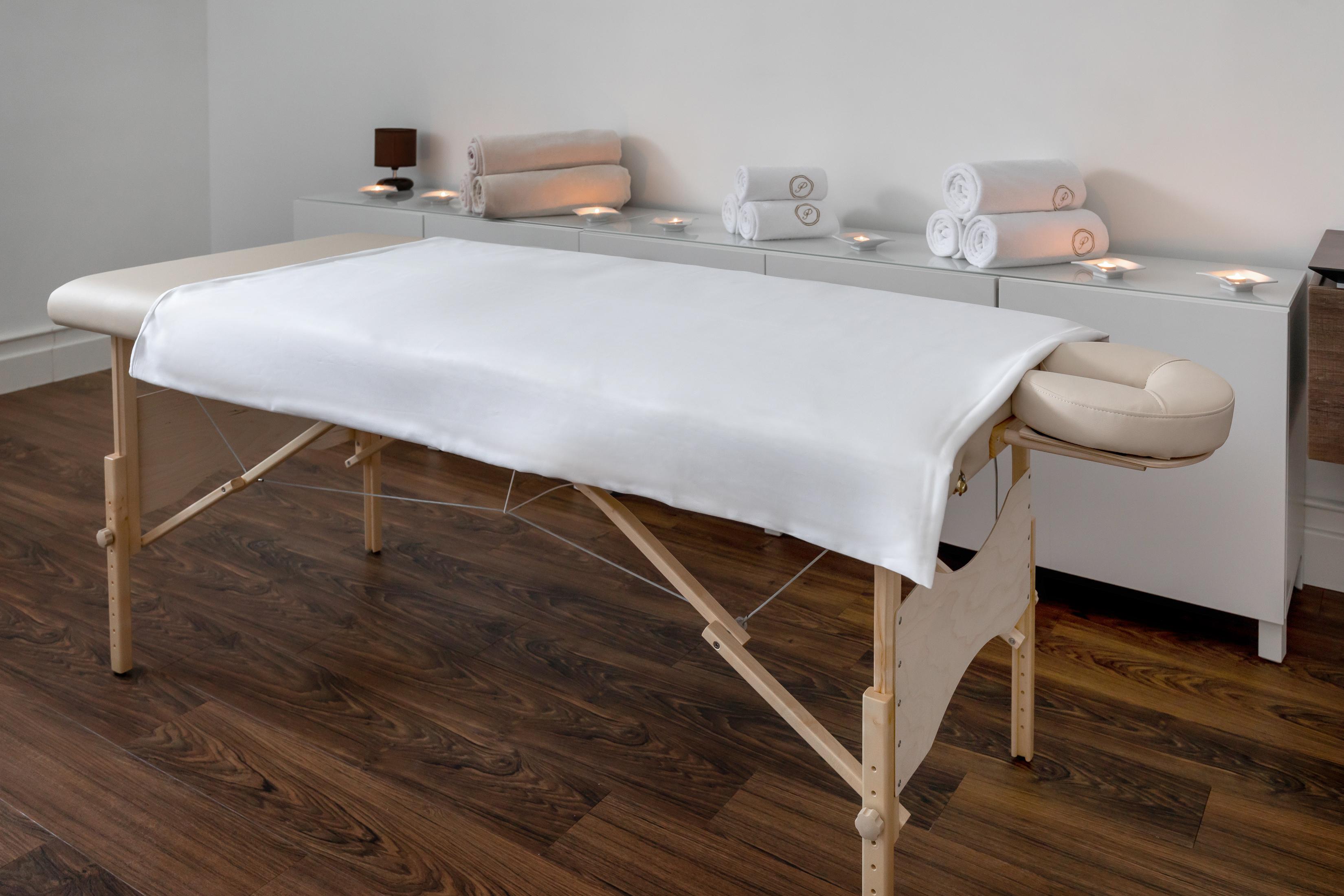 Hotel Le Premier Zagreb Exterior foto Massage table